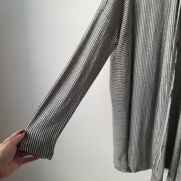 Sunday in Brooklyn Long Sleeve Striped Knit Open Cardigan Black/White Size S - Picture 10 of 12